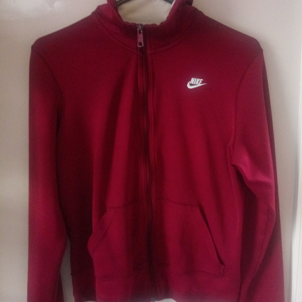 NIKE ZIP UP WIND BREAKER HOODIE